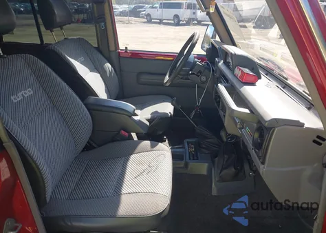 1992 Toyota Landcruiser из США, поврежденный, VIN JT1V0LJ7708000494